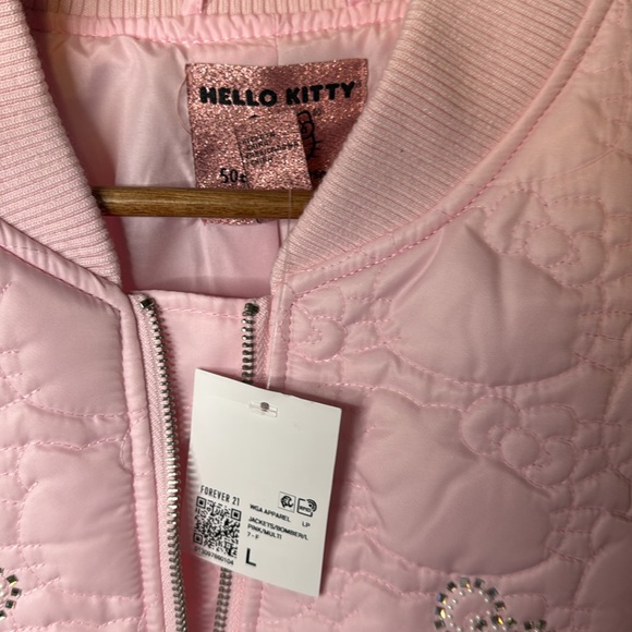 Hello Kitty x Forever 21 50th Anniversary Jacket! Women’s Large - NWT! - Picture 6 of 6